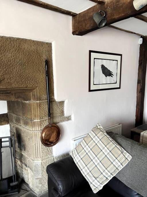 Steeton 17Th Century Cottage With Hidden Garden מראה חיצוני תמונה