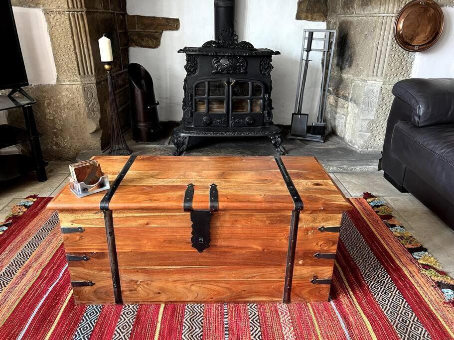 Steeton 17Th Century Cottage With Hidden Garden מראה חיצוני תמונה
